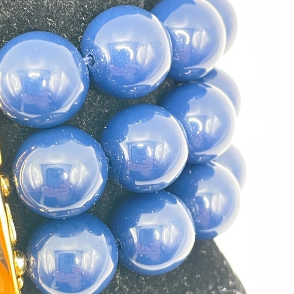 Monet Signed Vintage Navy Blue 3 Row Bead Bracelet Gold Tone Clasp - Picture 9 of 10